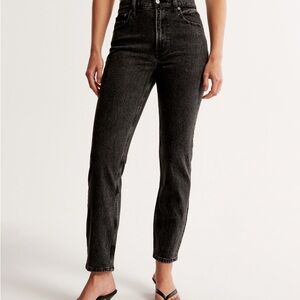 Abercrombie High Rise Mom Jean (Curve Love)